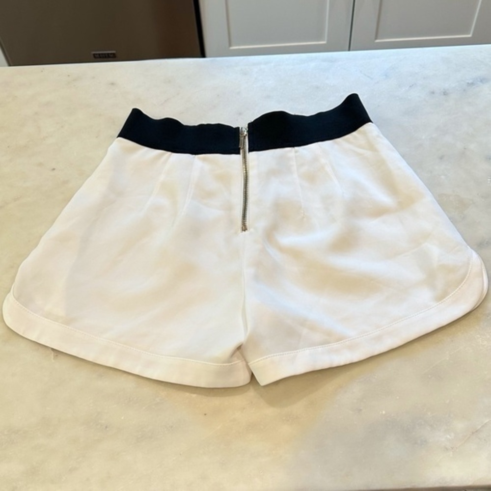 NWOT! Bebe Black and White High Waisted Shorts